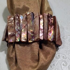 Pearl Abalone Mother of Pearl Stretch Bracelet Beach Girl/Shell Look Pink